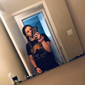 Meet your Posher, Kaitlyn